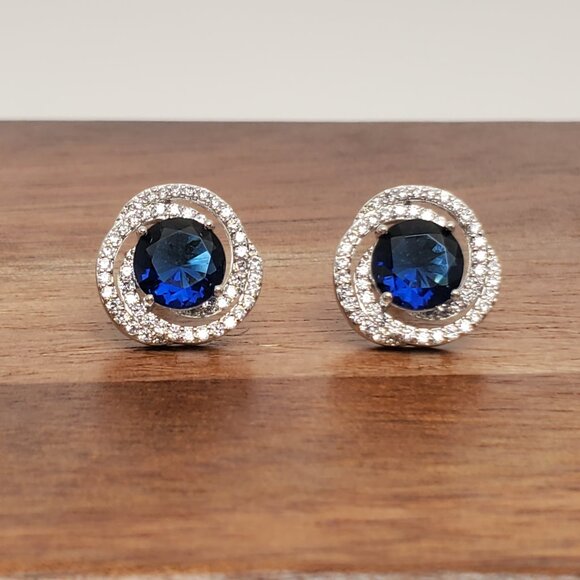 Solid 925 Sterling Silver 2ct Blue Sapphire Gemstone 1ct Diamond Stud Earrings